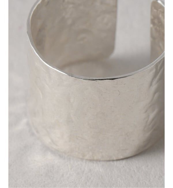 Spick and Span「【SAMH by LILAS】テクスチャーワイドイヤーカフ SV（片耳）」|イヤーカフ|