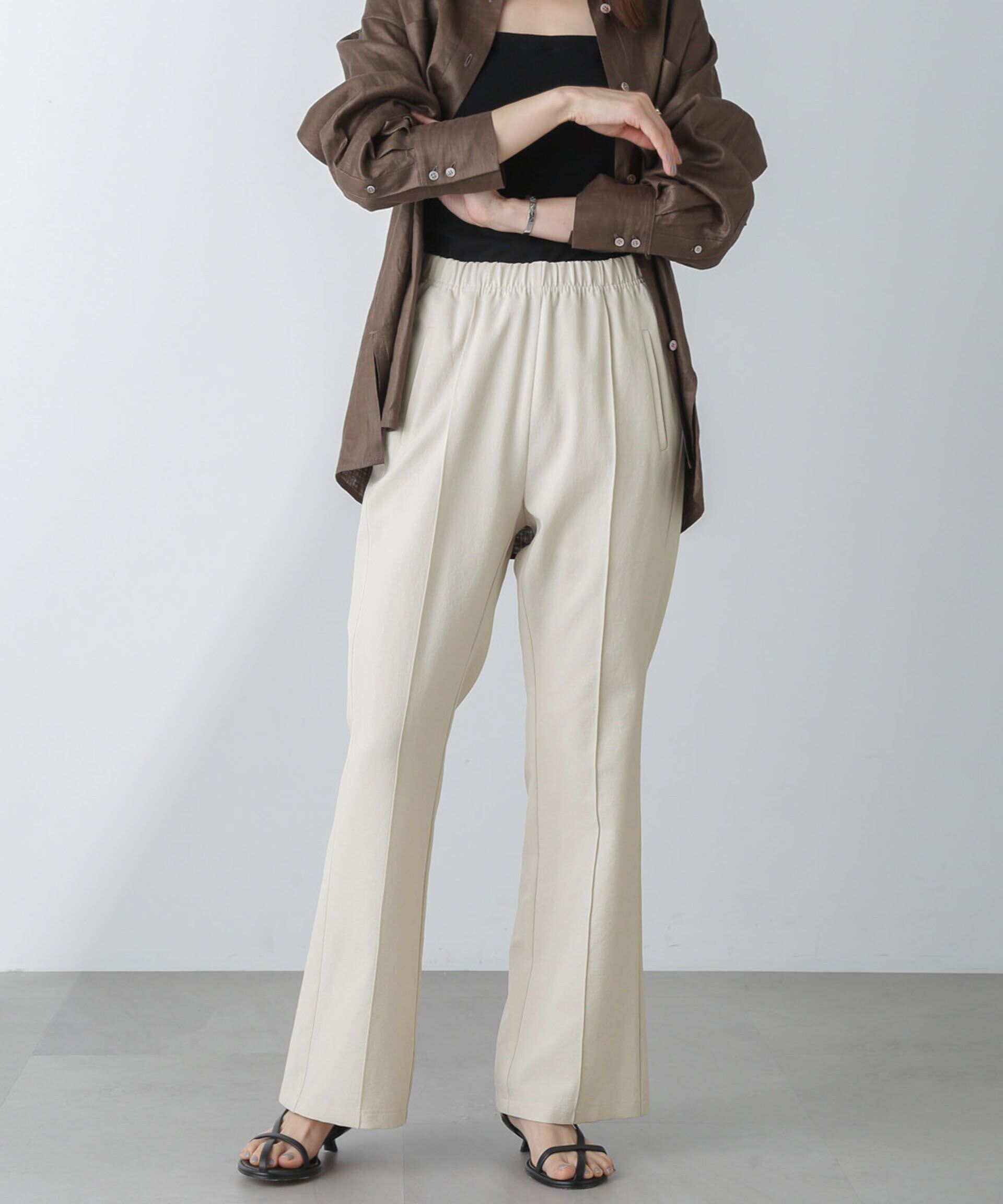 nano･universe「バックスリットトラックパンツ」|チノ|