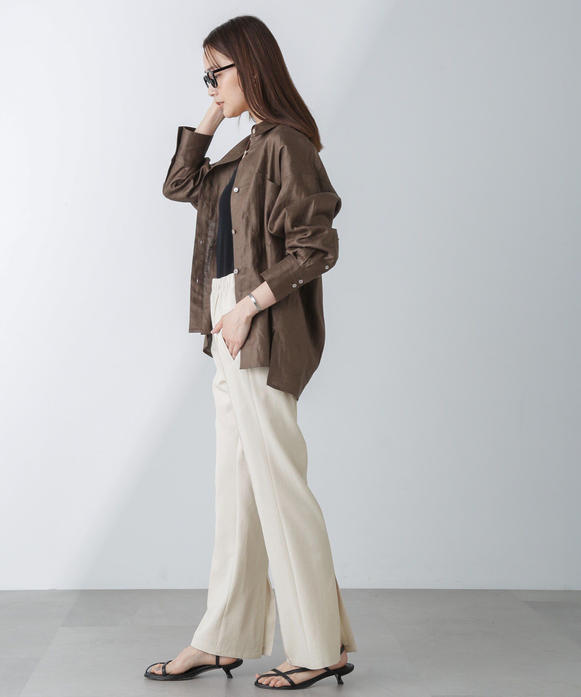 nano･universe「バックスリットトラックパンツ」|チノ|