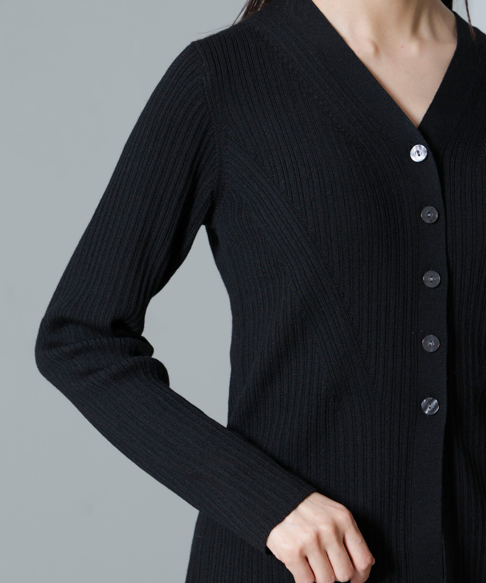 nano･universe「毛玉レスニットVネックリブカーディガン」|ニット・セーター|