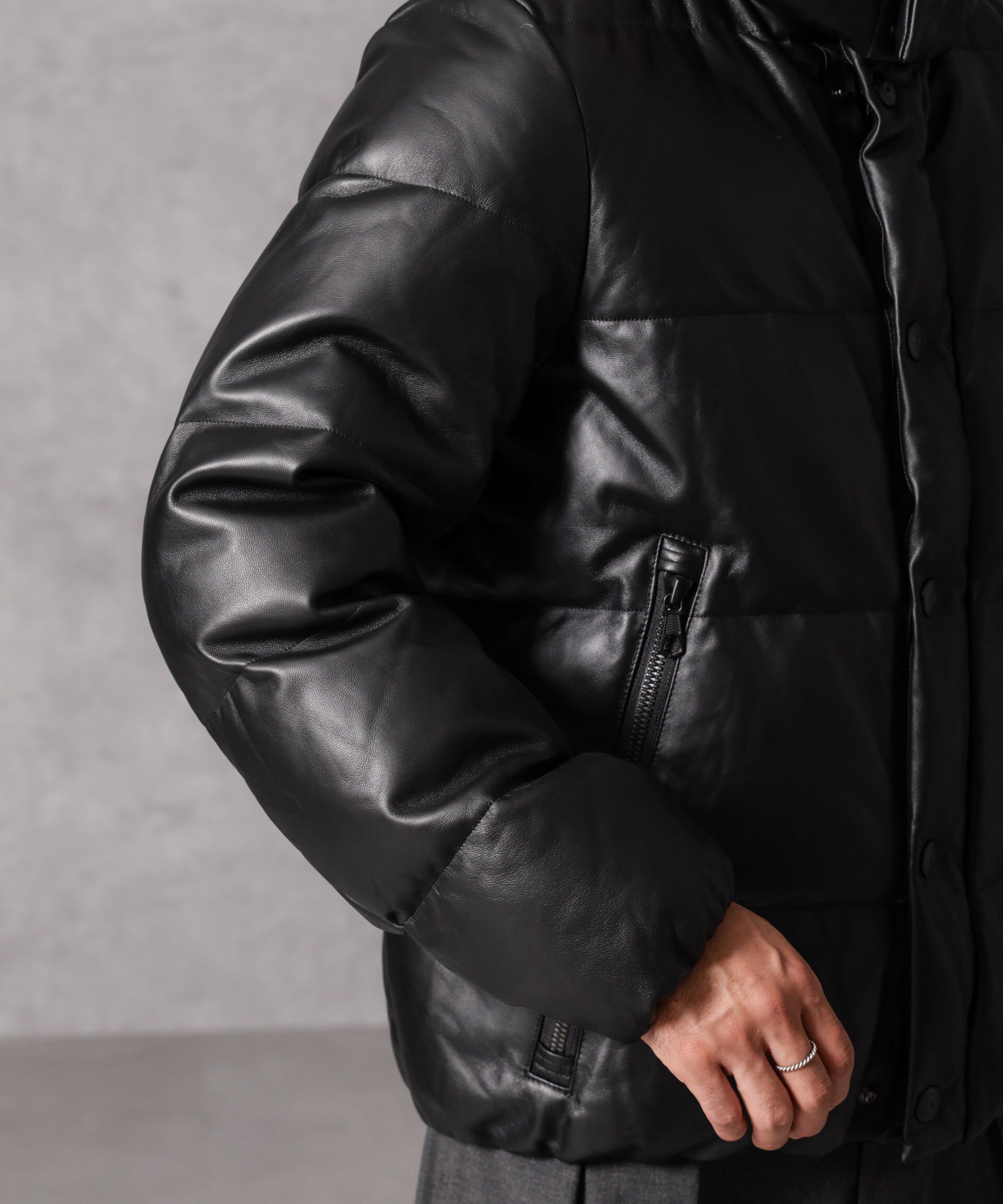 nano･universe「「西川ダウン(R)」ラムレザーG2ダウン」|ダウン|