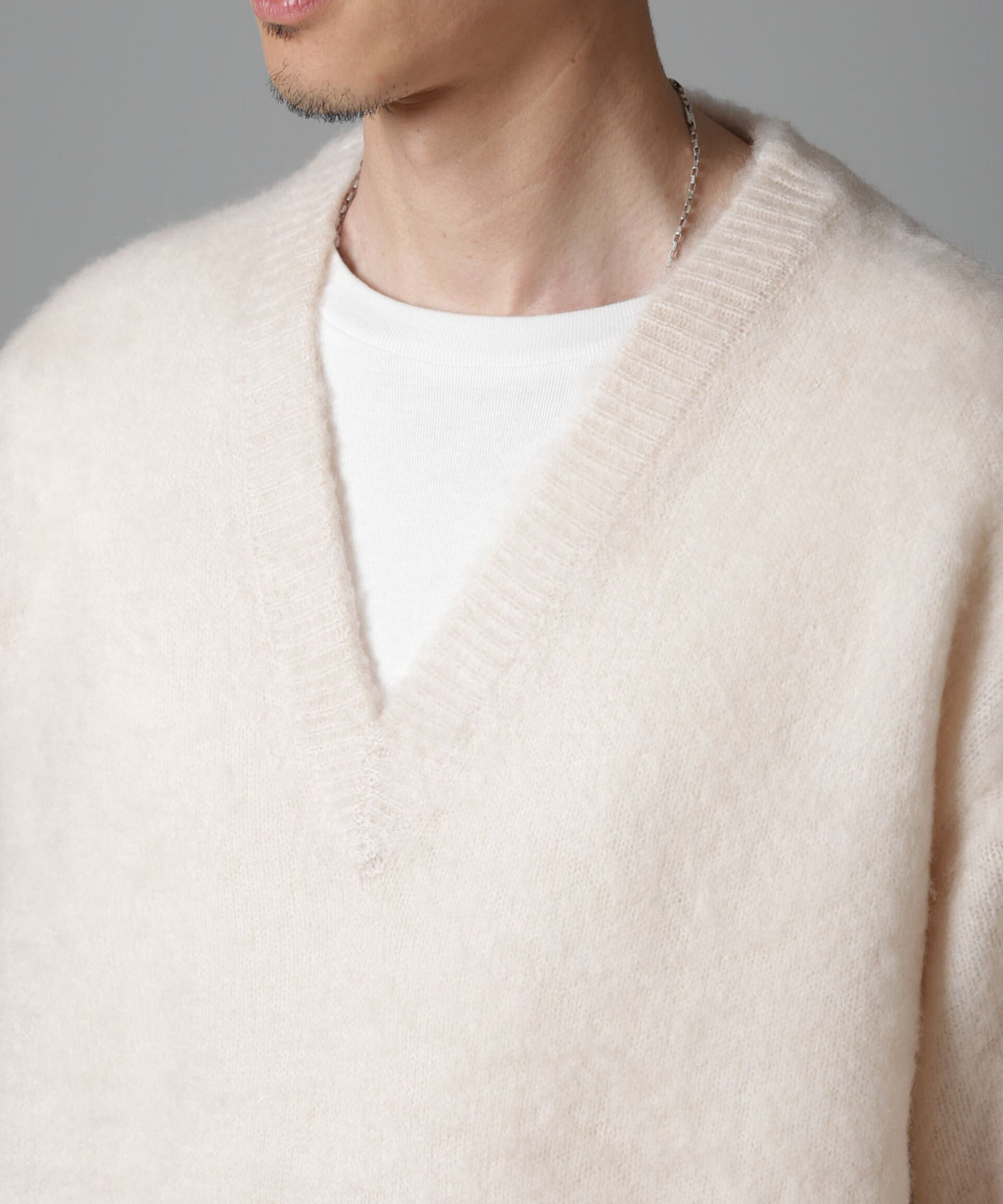 nano･universe「モヘヤブレンド起毛Vネックニット」|ニット・セーター|