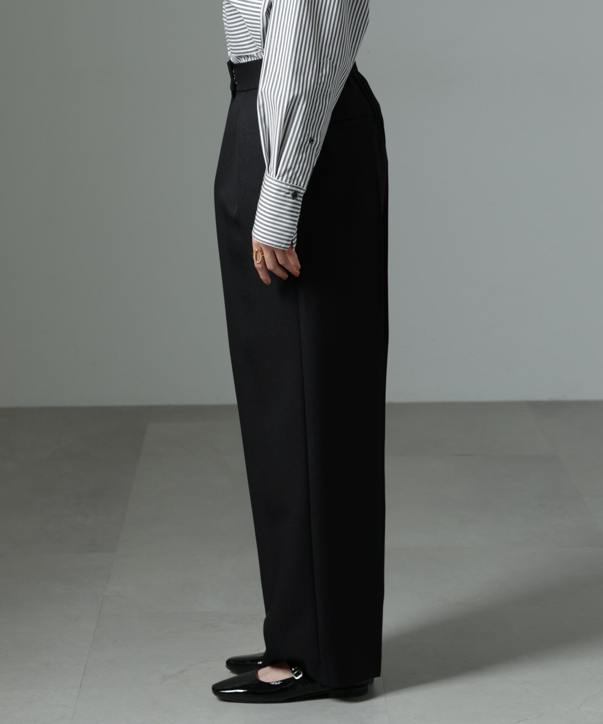 nano･universe「ラップタックパンツ」|チノ|