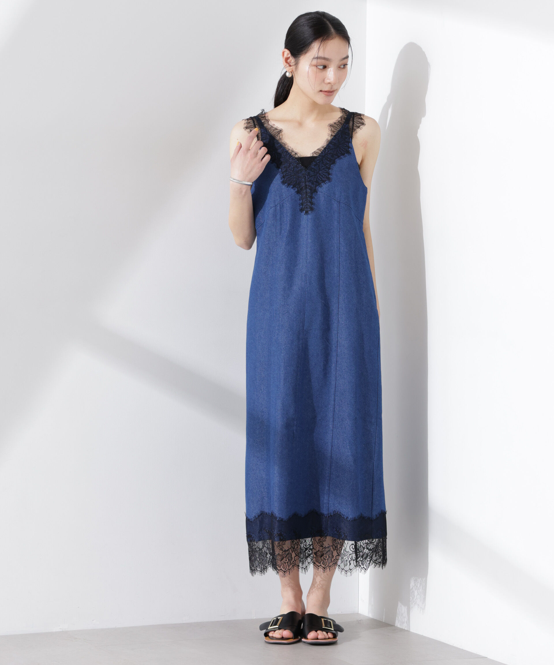 nano･universe「レースディティールデニムドレス」|ワンピース|