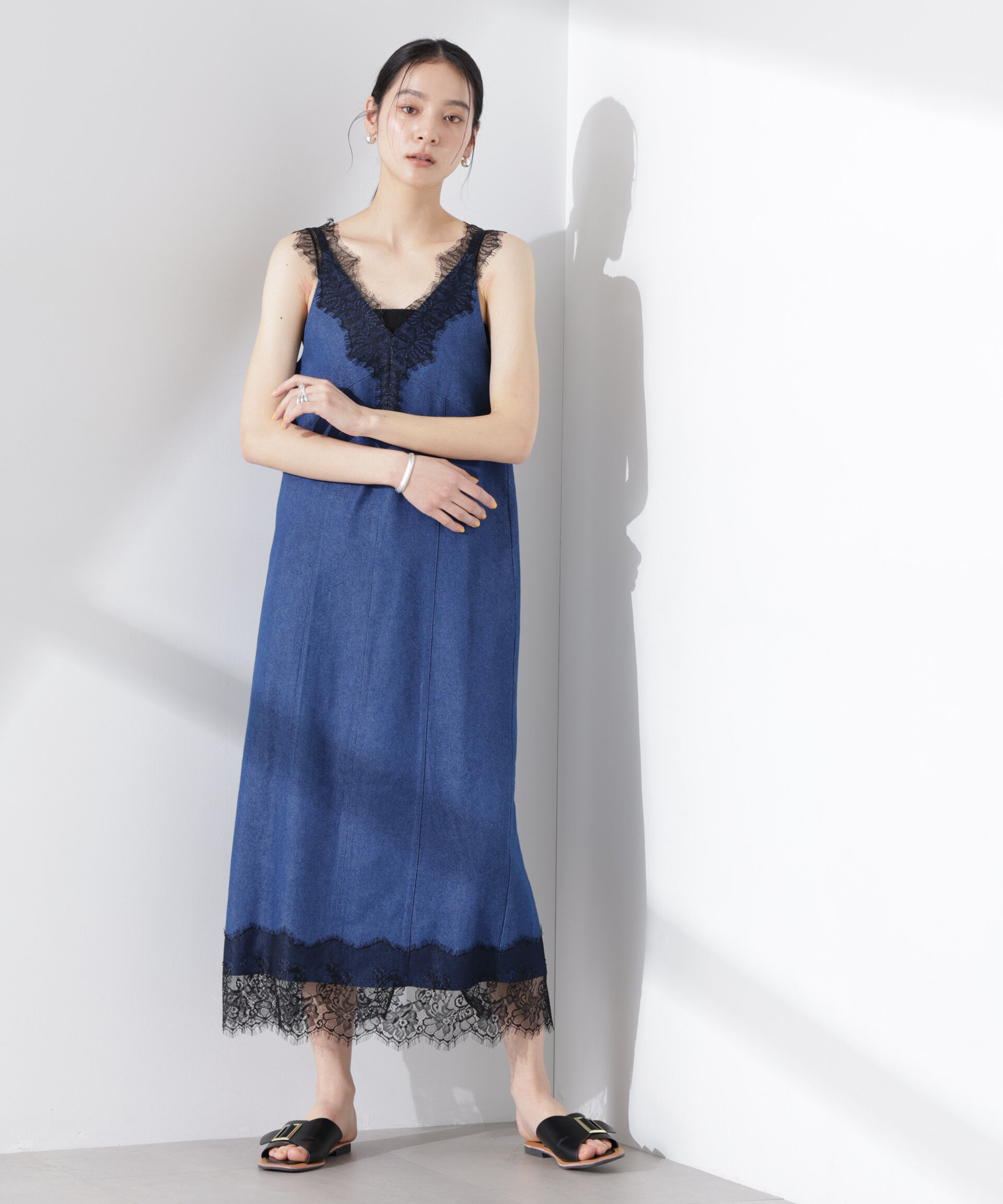 nano･universe「レースディティールデニムドレス」|ワンピース|