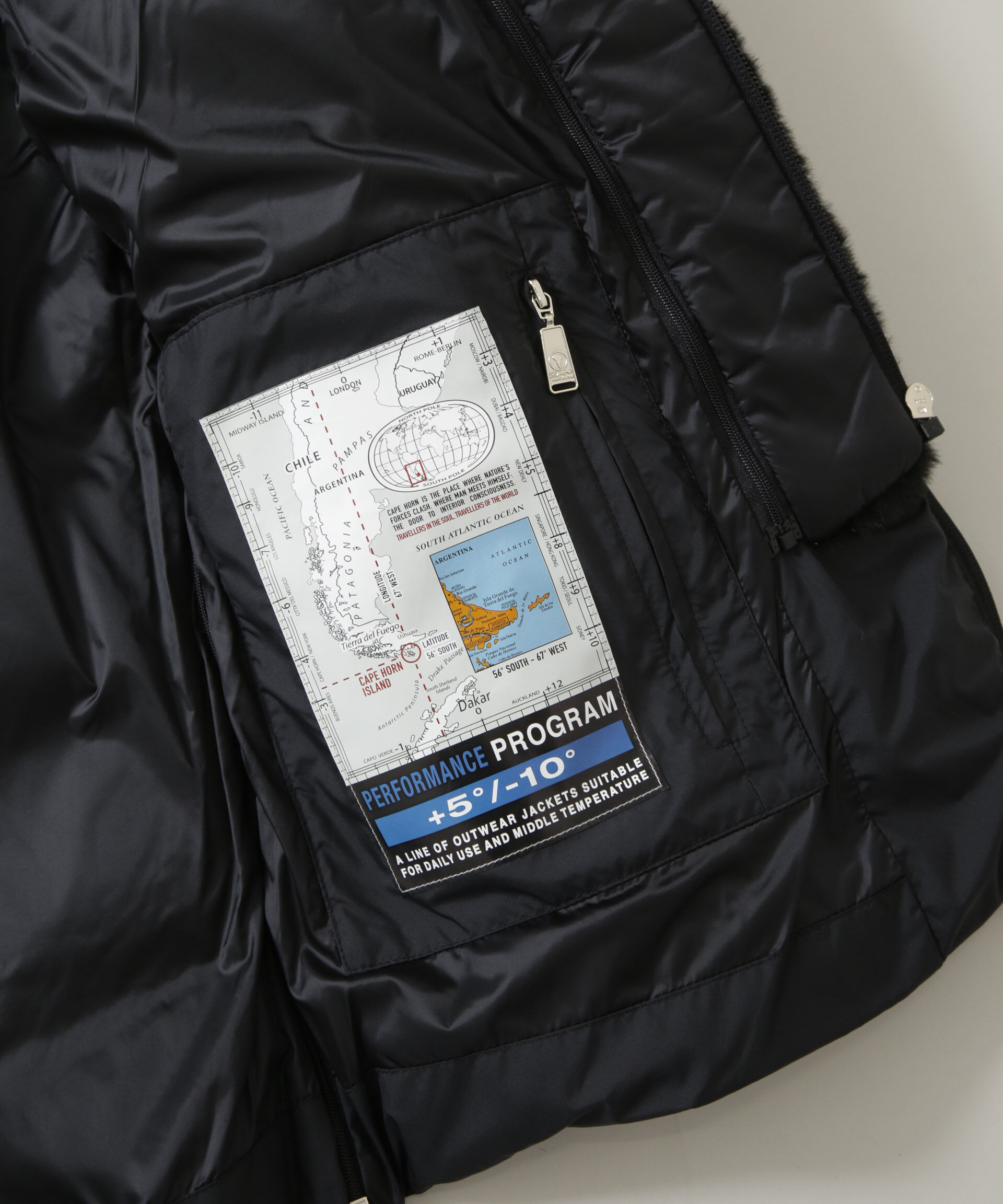 nano･universe「CAPE HORN/ALVAREZ」|ダウン|