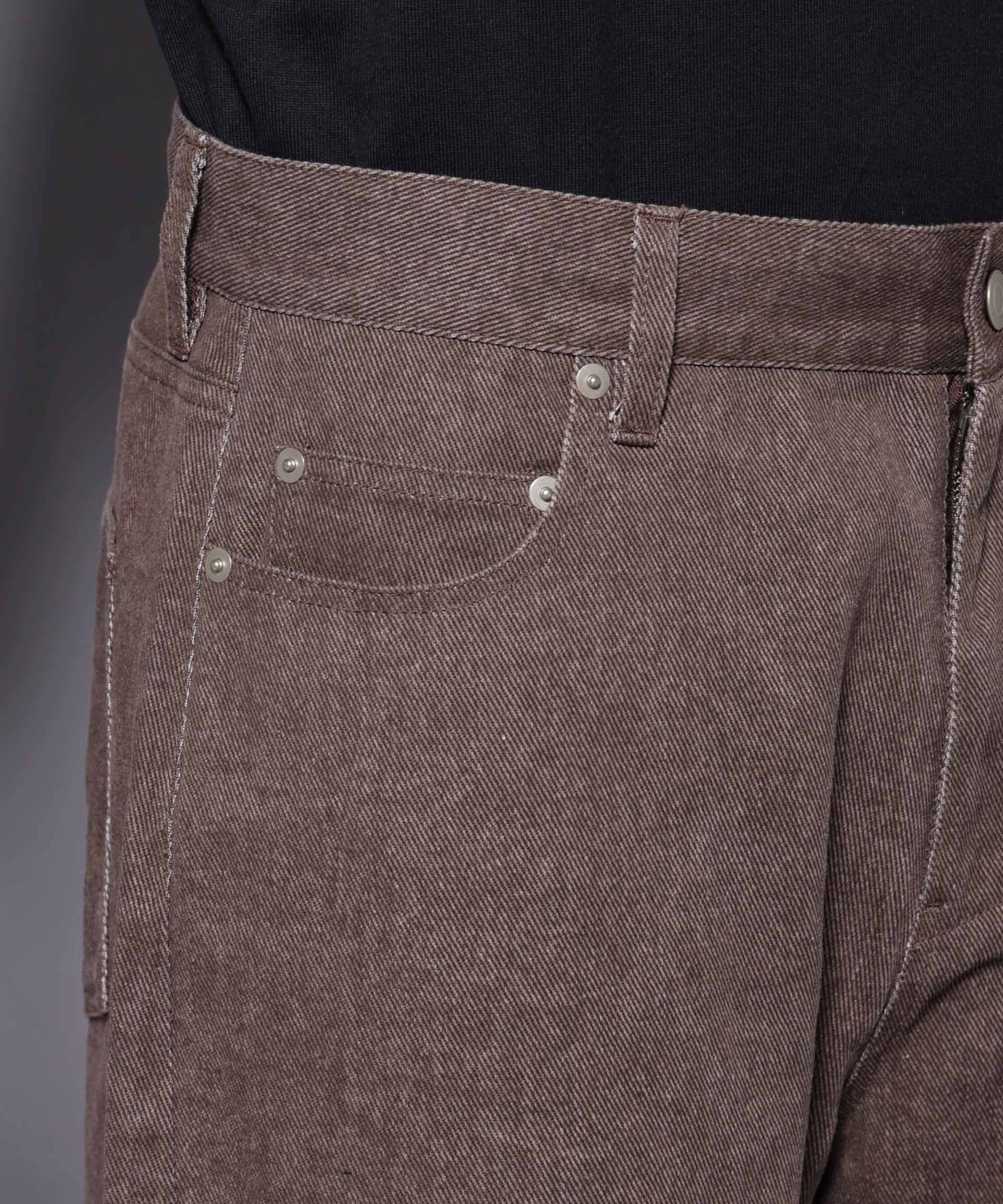 nano･universe「ピグメント 3Dパンツ」|チノ|