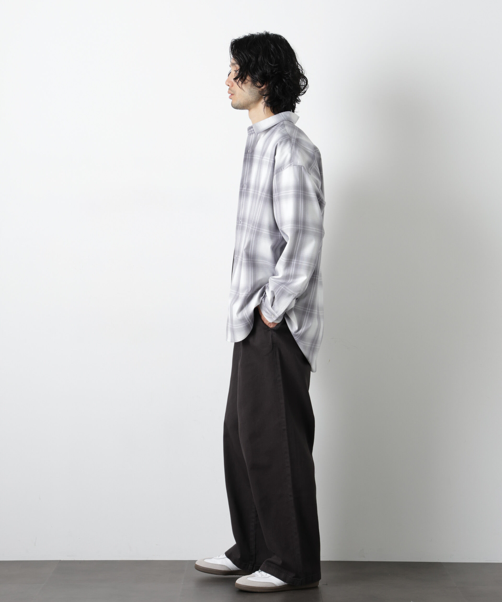 nano･universe「イージーバギーパンツ」|チノ|