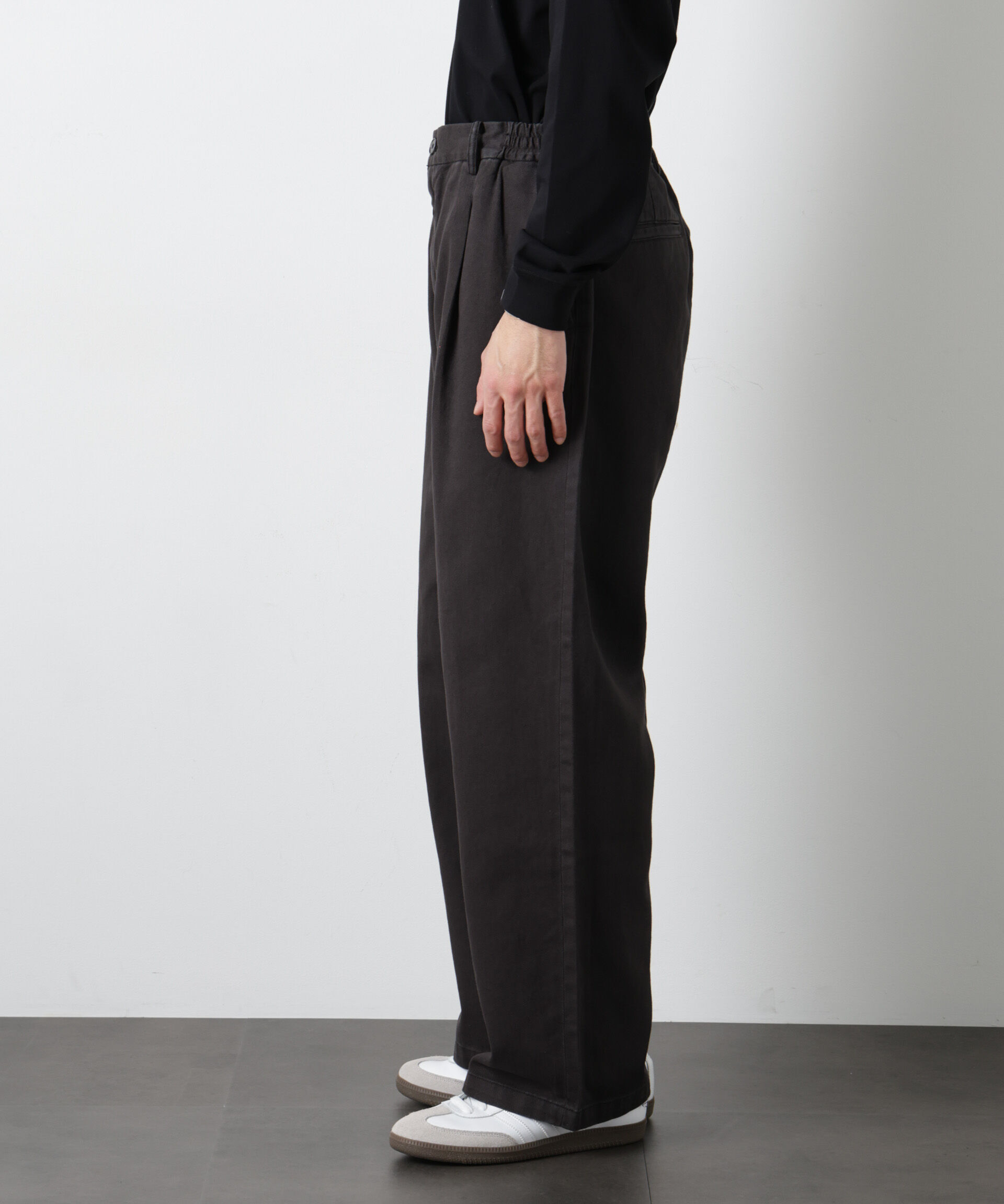 nano･universe「イージーバギーパンツ」|チノ|