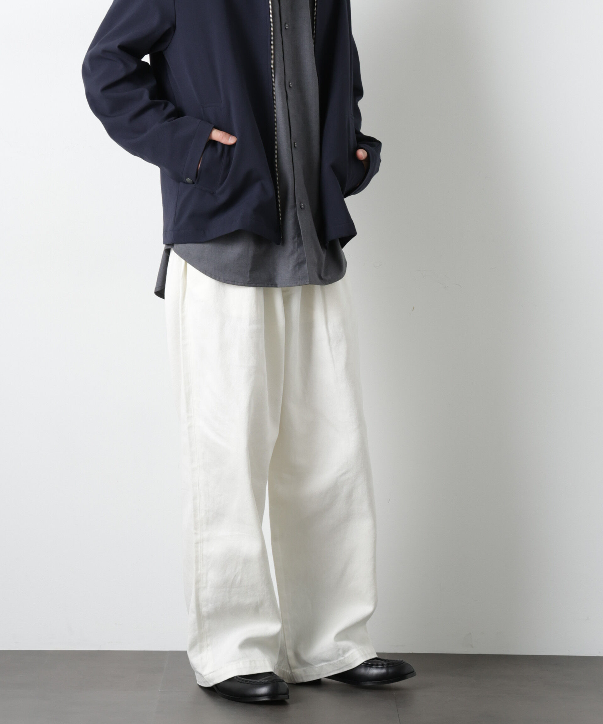 nano･universe「イージーバギーパンツ」|チノ|アイボリー7