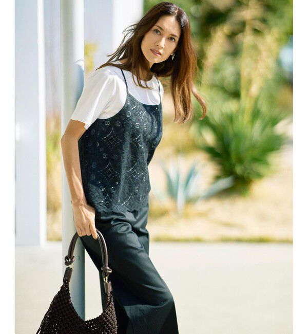 自由区「【カタログ掲載・定番人気・新色追加】コットンサテンクロップド丈ワイドストレート パンツ」|その他|