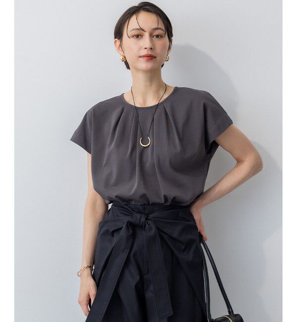 23区「【接触冷感/洗える】ツイストコットンプレーティング タックデザイン カットソー」|Tシャツ・カットソー|グレー系