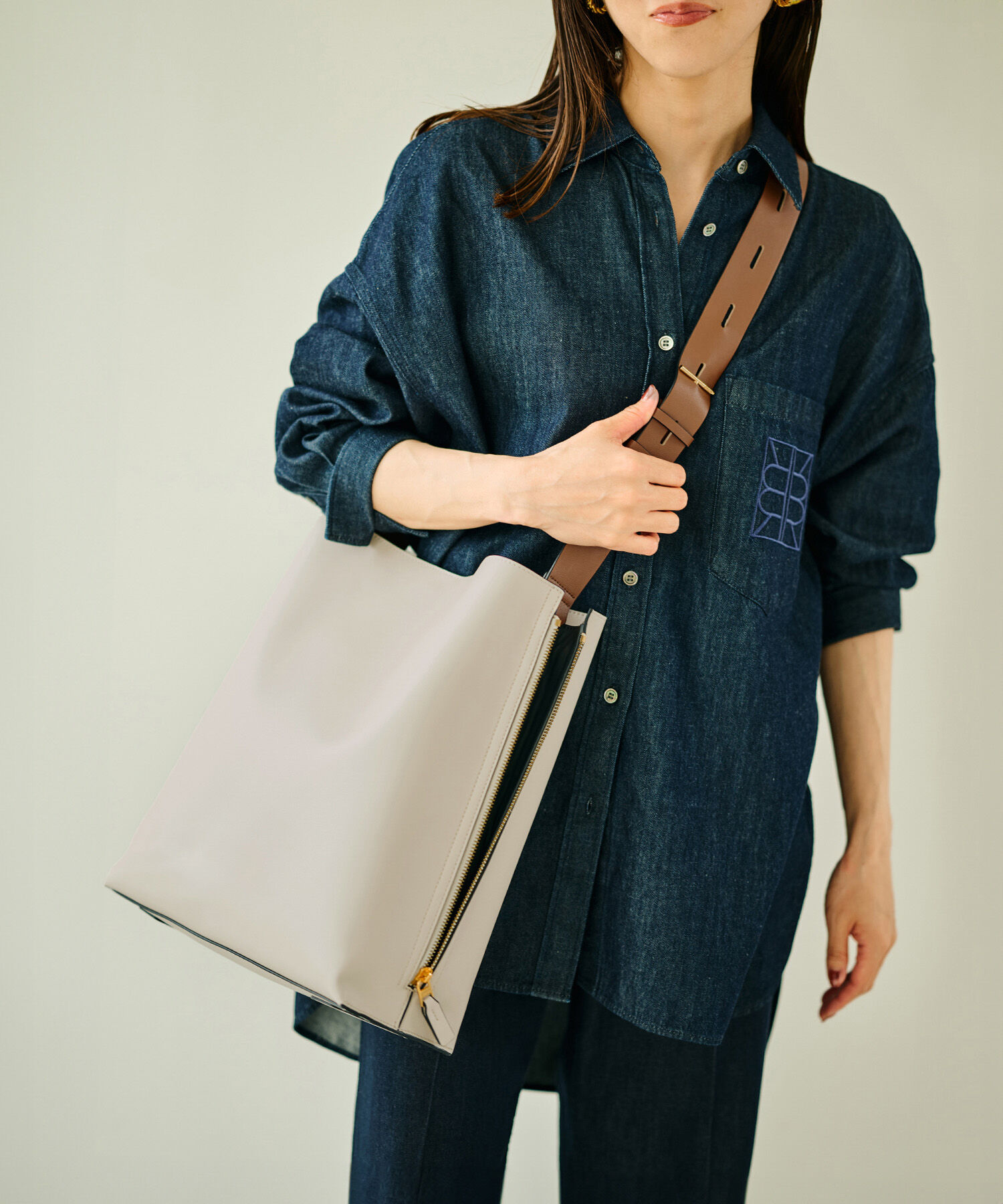 E'POR「【A4対応】【通勤】【E'POR】Y BAG Shoulder Large（サイドジップショルダーバッグ）【WEB限定/一部店舗限」|ショルダー・メッセンジャー|