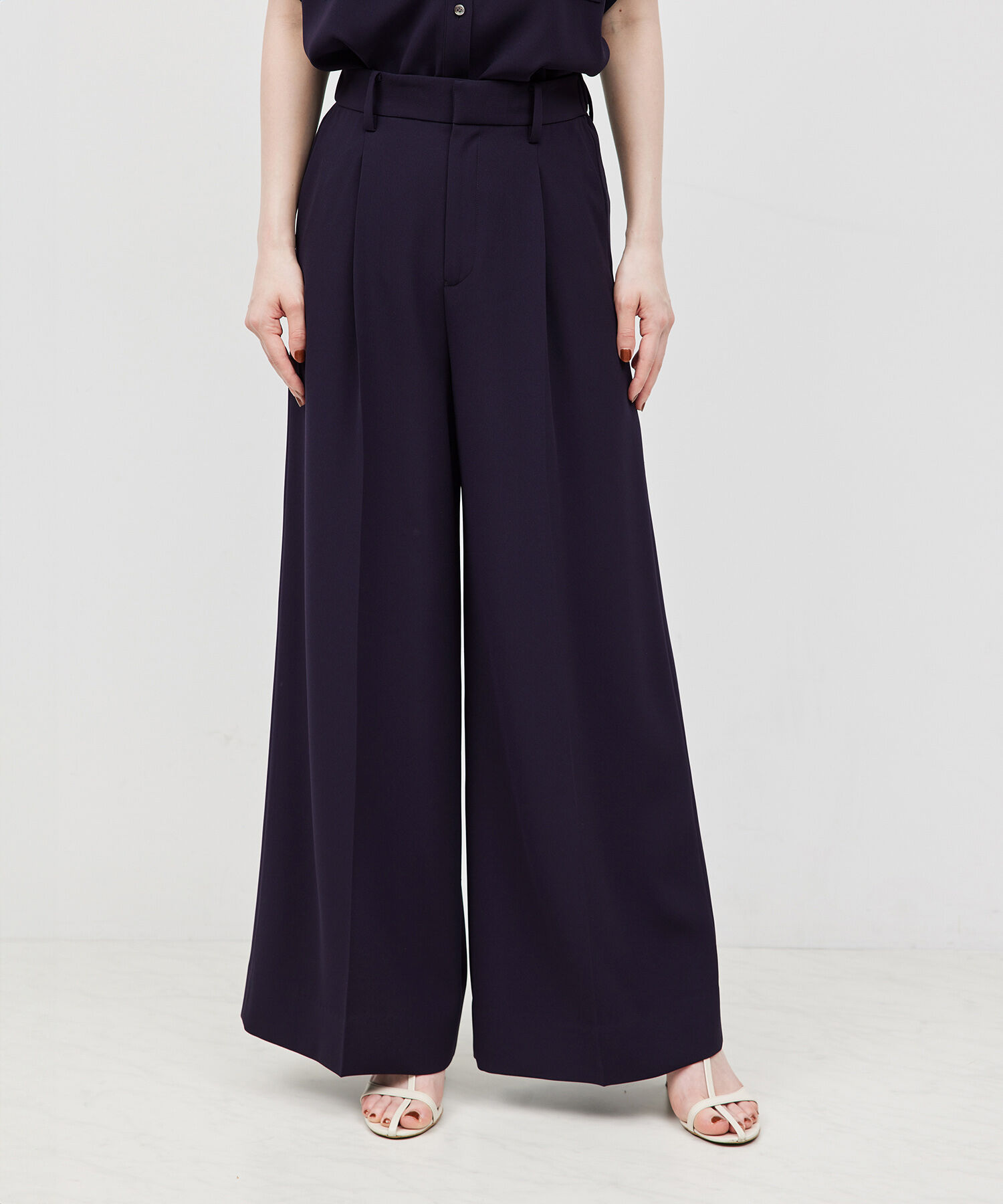 ROPE「トリアセバックサテンワイドパンツ/セットアップ対応【メディア掲載】」|その他|ネイビー(40)