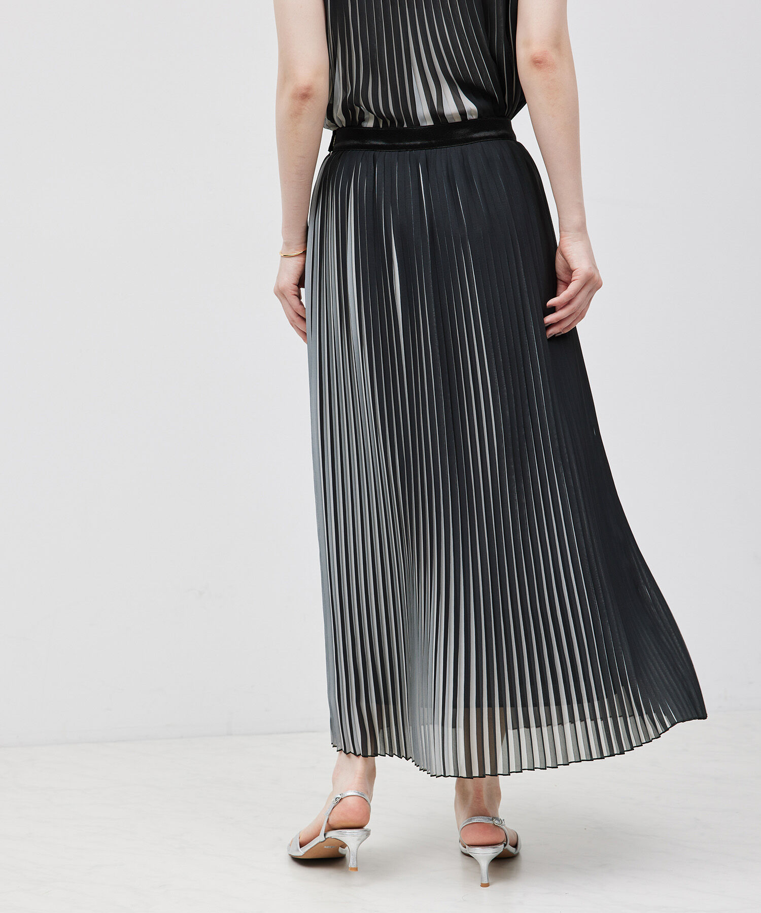 ROPE「プリーツスカート（バイカラー/無地）【メディア掲載】」|スカート|