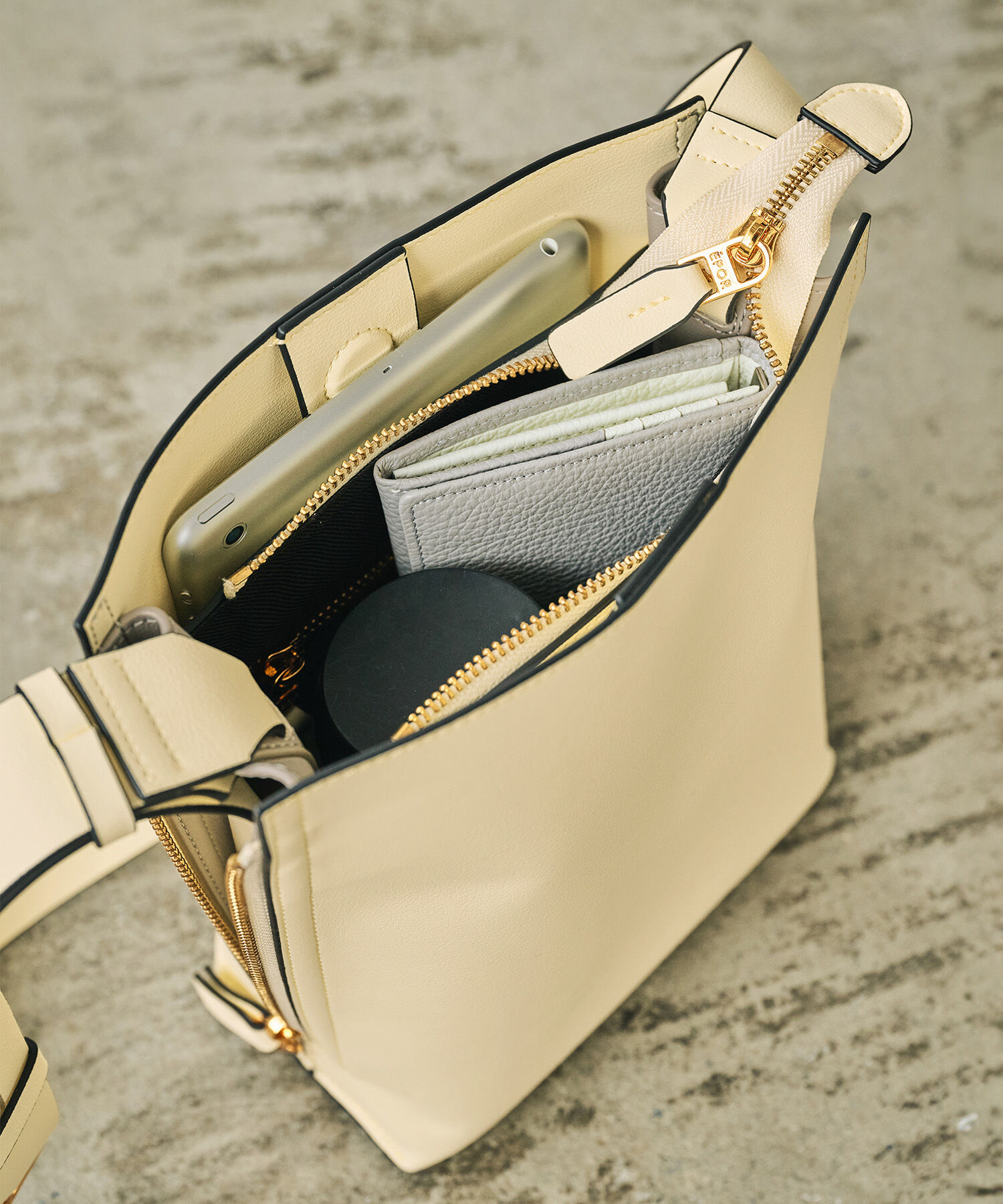 E'POR「【24AW】【E'POR】Y BAG Shoulder Mini」|ショルダー・メッセンジャー|