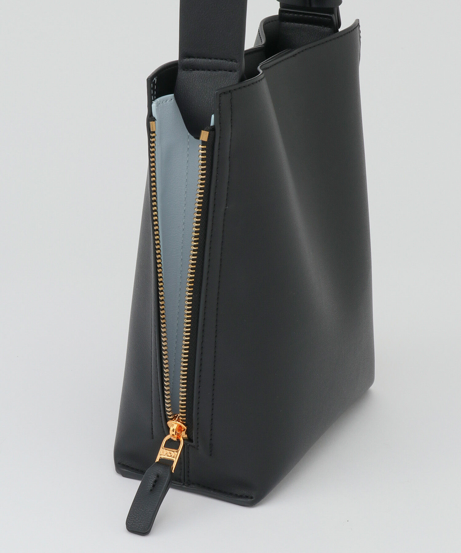 E'POR「【24AW】【E'POR】Y BAG Shoulder Mini」|ショルダー・メッセンジャー|