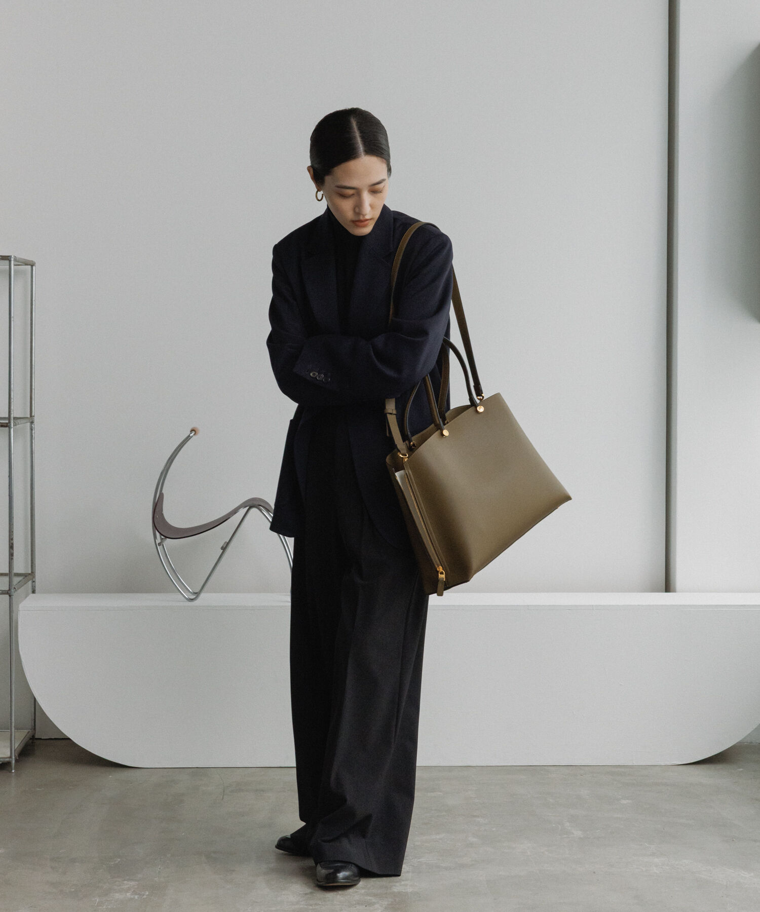 ROPE「【E'POR】Y BAG Medium+【WEB限定/一部店舗限定】【通勤】【A4/PC対応】【25AW】」|ショルダー・メッセンジャー|