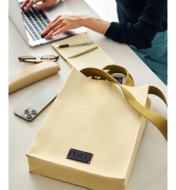 ROPE「【E'POR】GADGET PC TOTE【超軽量】【25SS】」|トートバッグ|クリーム(83)