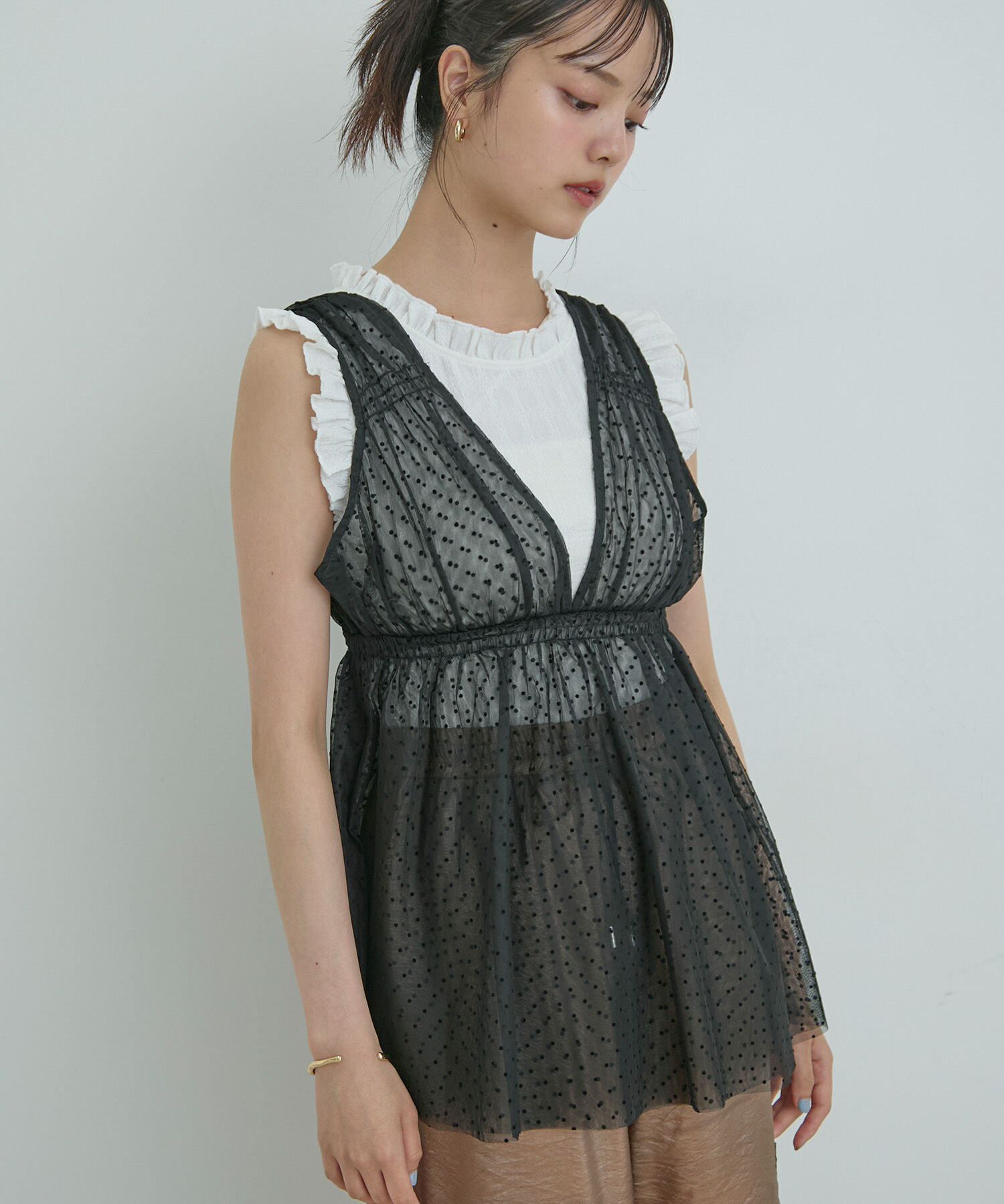 VIS「フロッキードットチュールチュニック」|シャツ・ブラウス|