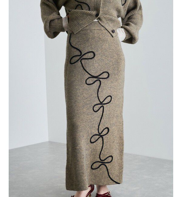 VIS「【WEB限定】リボンコード刺繍ニットスカート【セットアップ対応】」|スカート|