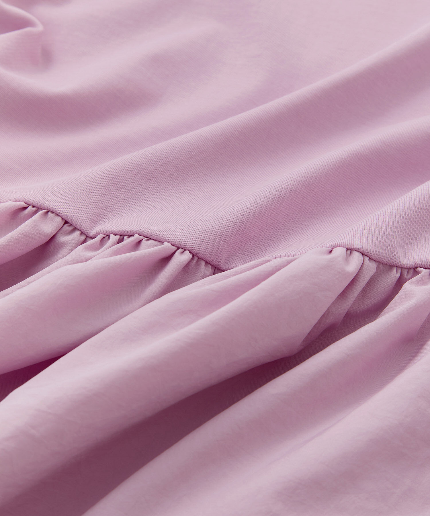 ADAM ET ROPE'「【再入荷・サステナブル・洗える・UVカット】バウンスカフスプルオーバー」|Tシャツ・カットソー|