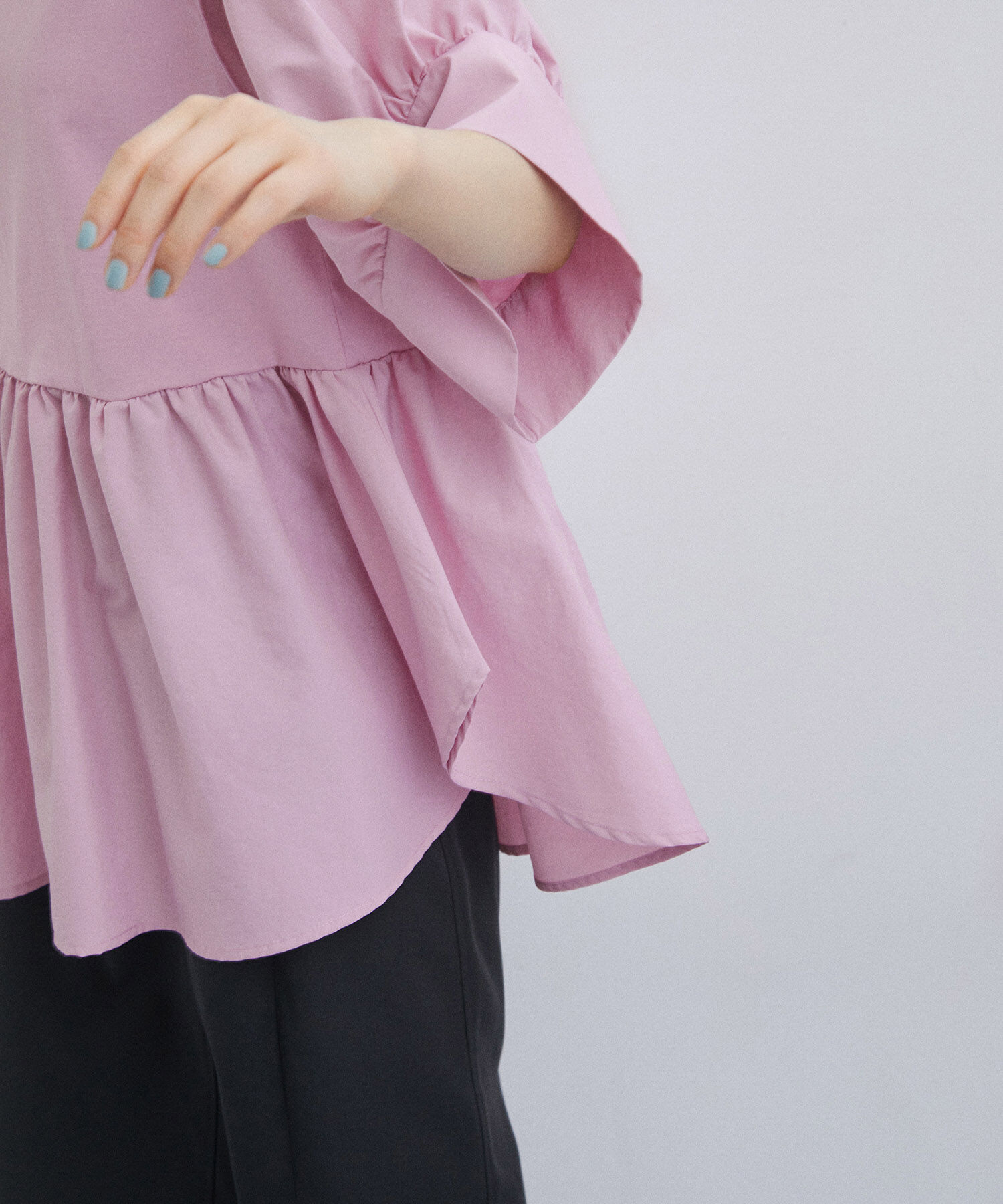 ADAM ET ROPE'「【再入荷・サステナブル・洗える・UVカット】バウンスカフスプルオーバー」|Tシャツ・カットソー|