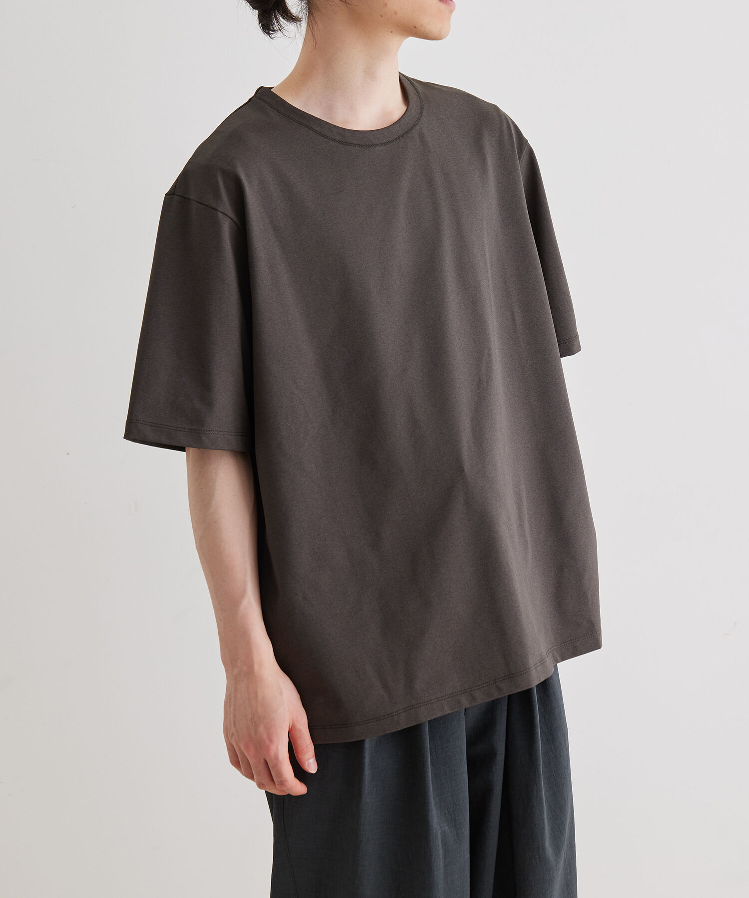 ADAM ET ROPE'「【RIRANCHA/リランチェ】ボックスシルエット ジャージー Tシャツ / イージーケア / ユニセックス / 吸水速」|Tシャツ・カットソー|