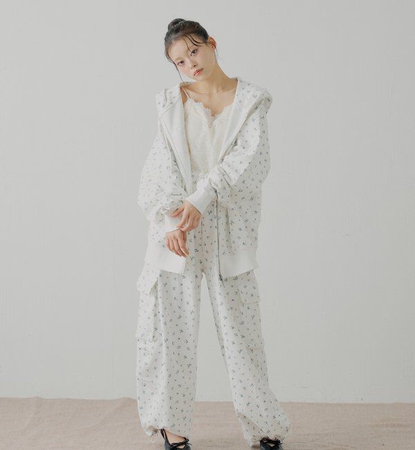  「ワイドカーゴパンツ」|チノ|