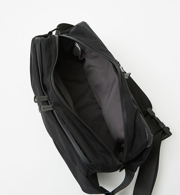 alfredoBANNISTER「【軽量、撥水】9L 素材切替 ユーティリティ スリング ボディバッグ」|その他|