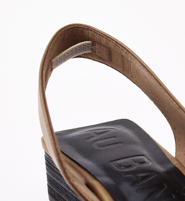 AU BANNISTER「鳳山えり&times;Au BANNISTER　コラボアシンメトリーサンダル」|サンダル|