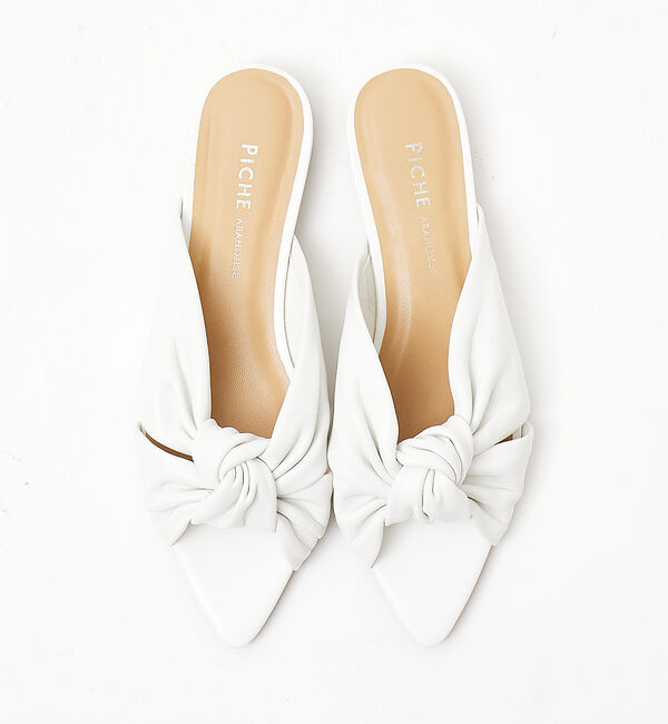 AU BANNISTER「ポインテッドツイストフラットミュール」|サンダル|