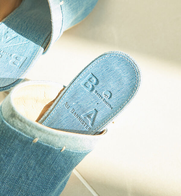 AU BANNISTER「【40周年】【Betty Smith別注】コラボユニークヒールミュール」|サンダル|