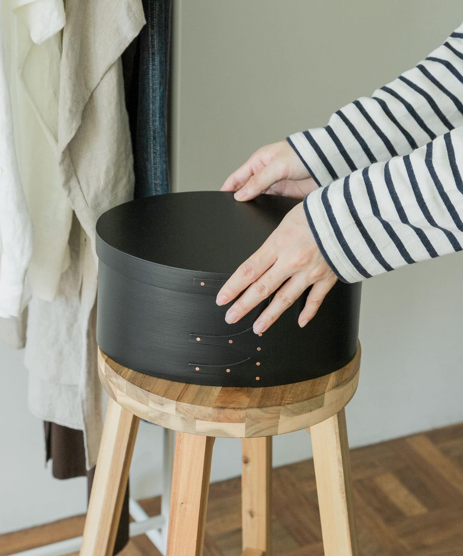 URBAN RESEARCH DOORS「『WEB限定』AXCIS　シェーカーオーバルボックス M ブラック」|その他|