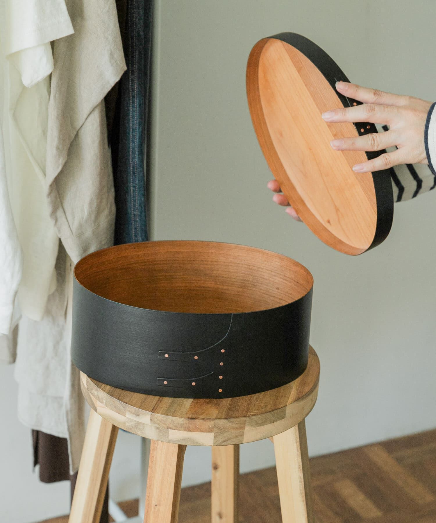 URBAN RESEARCH DOORS「『WEB限定』AXCIS　シェーカーオーバルボックス M ブラック」|その他|