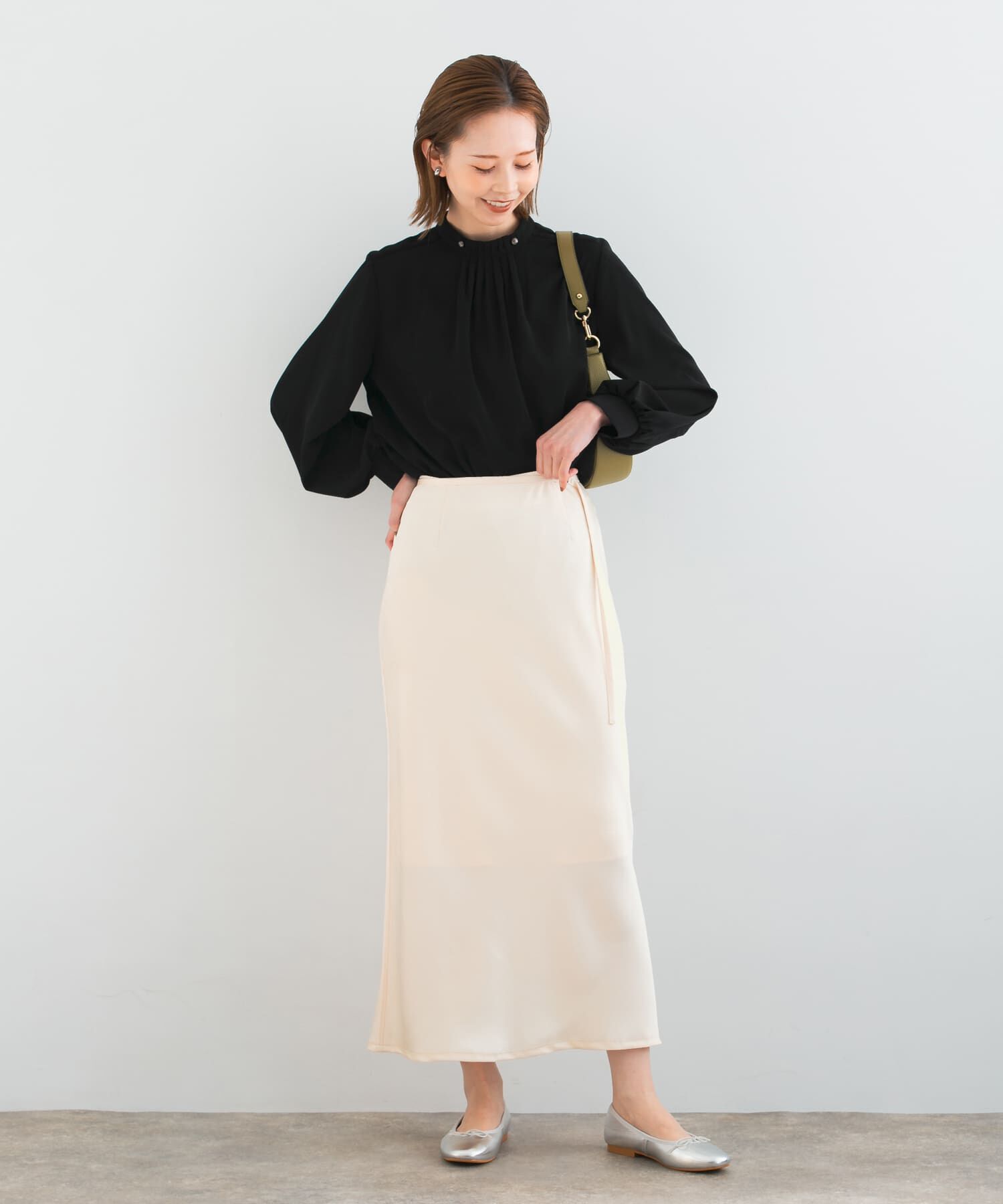 URBAN RESEARCH ROSSO「リップルサテンスカート」|スカート|