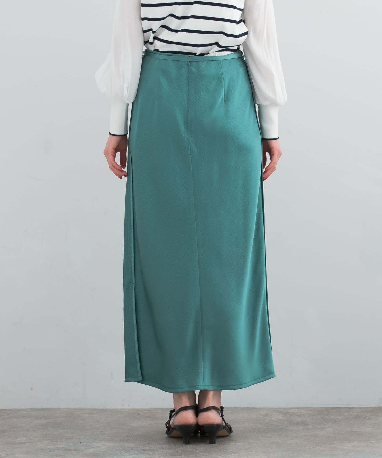 URBAN RESEARCH ROSSO「リップルサテンスカート」|スカート|