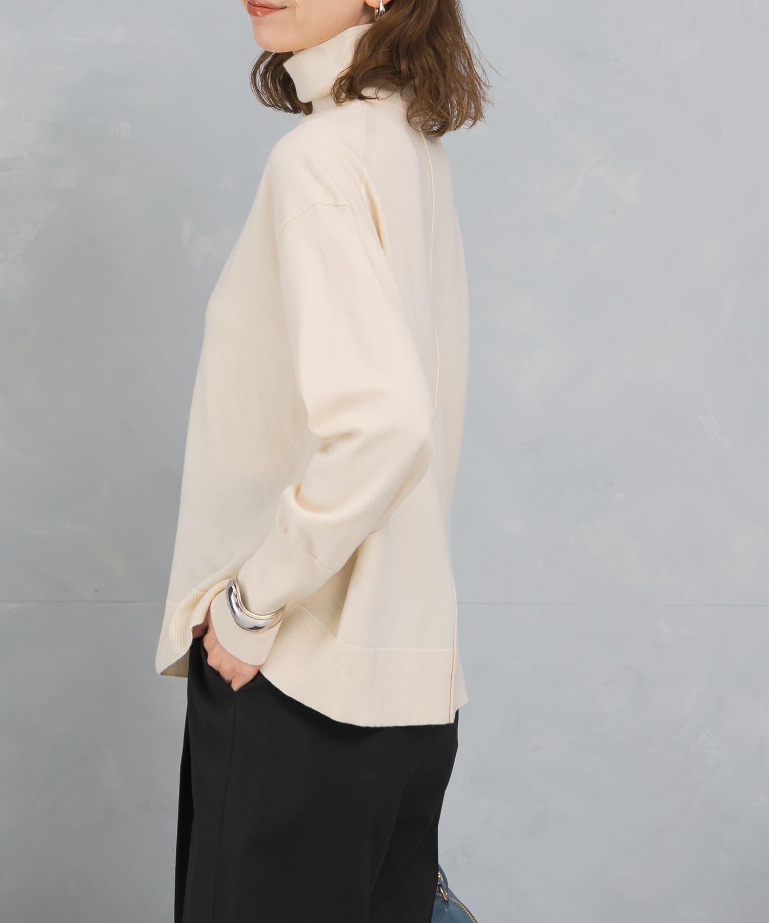 URBAN RESEARCH ROSSO「アウトリンキングタートルニット」|ニット・セーター|