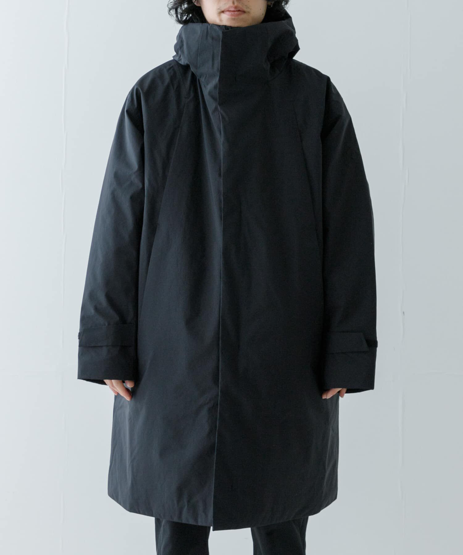 URBAN RESEARCH「DESCENTE ALLTERRAIN　HYBRID INSULATED COAT」|ダウン|ブラック