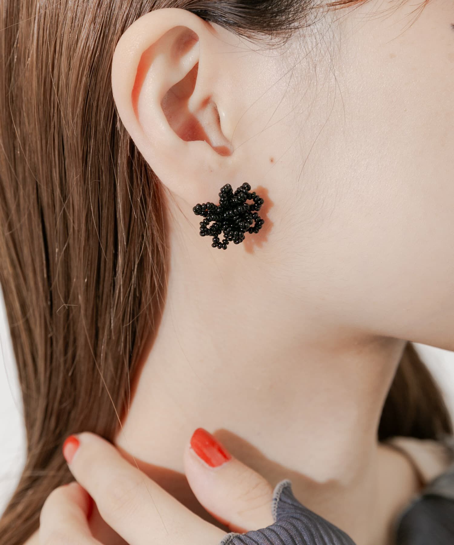 SMELLY「フラワーモチーフビーズピアス」|ピアス|