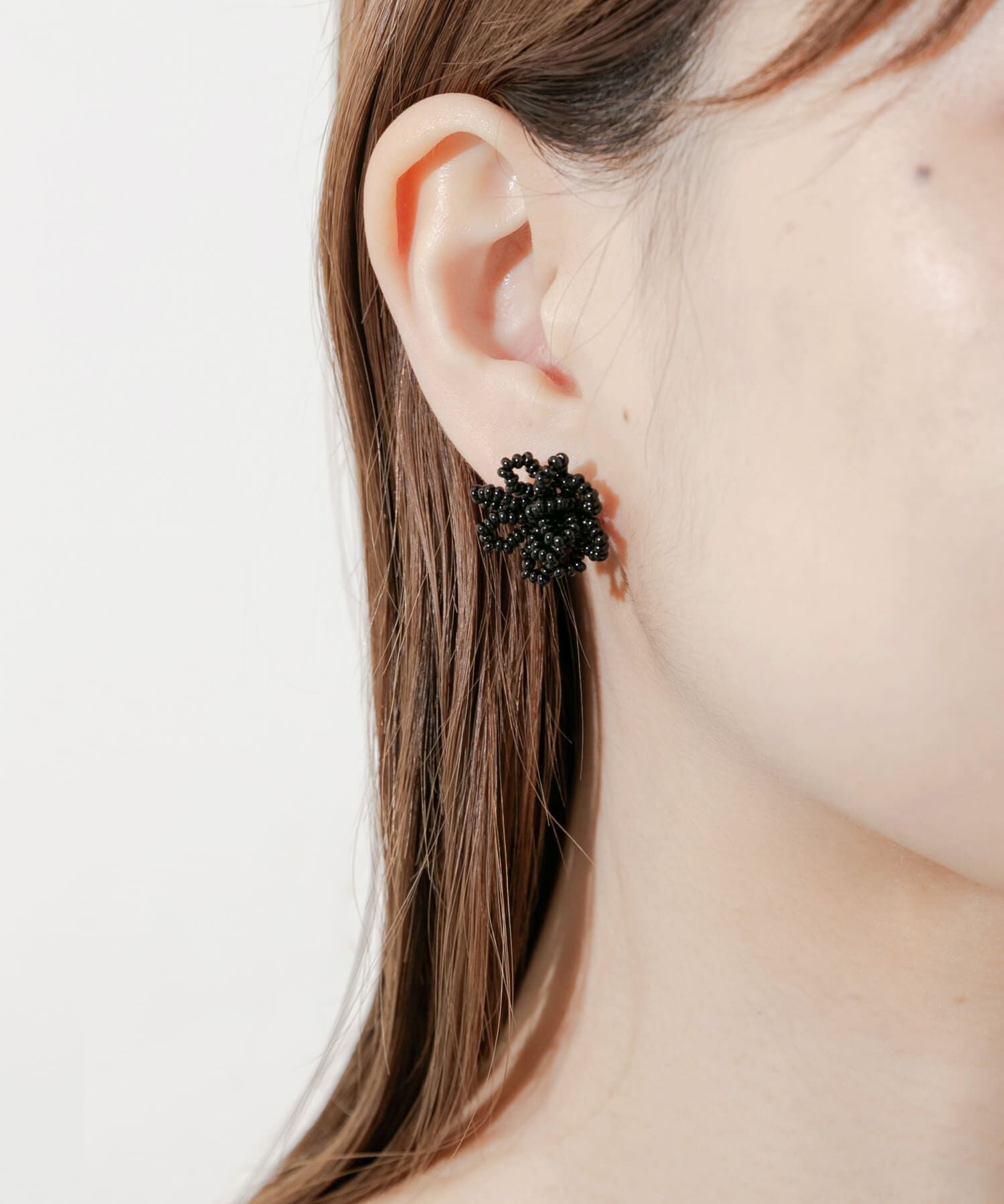 SMELLY「フラワーモチーフビーズピアス」|ピアス|