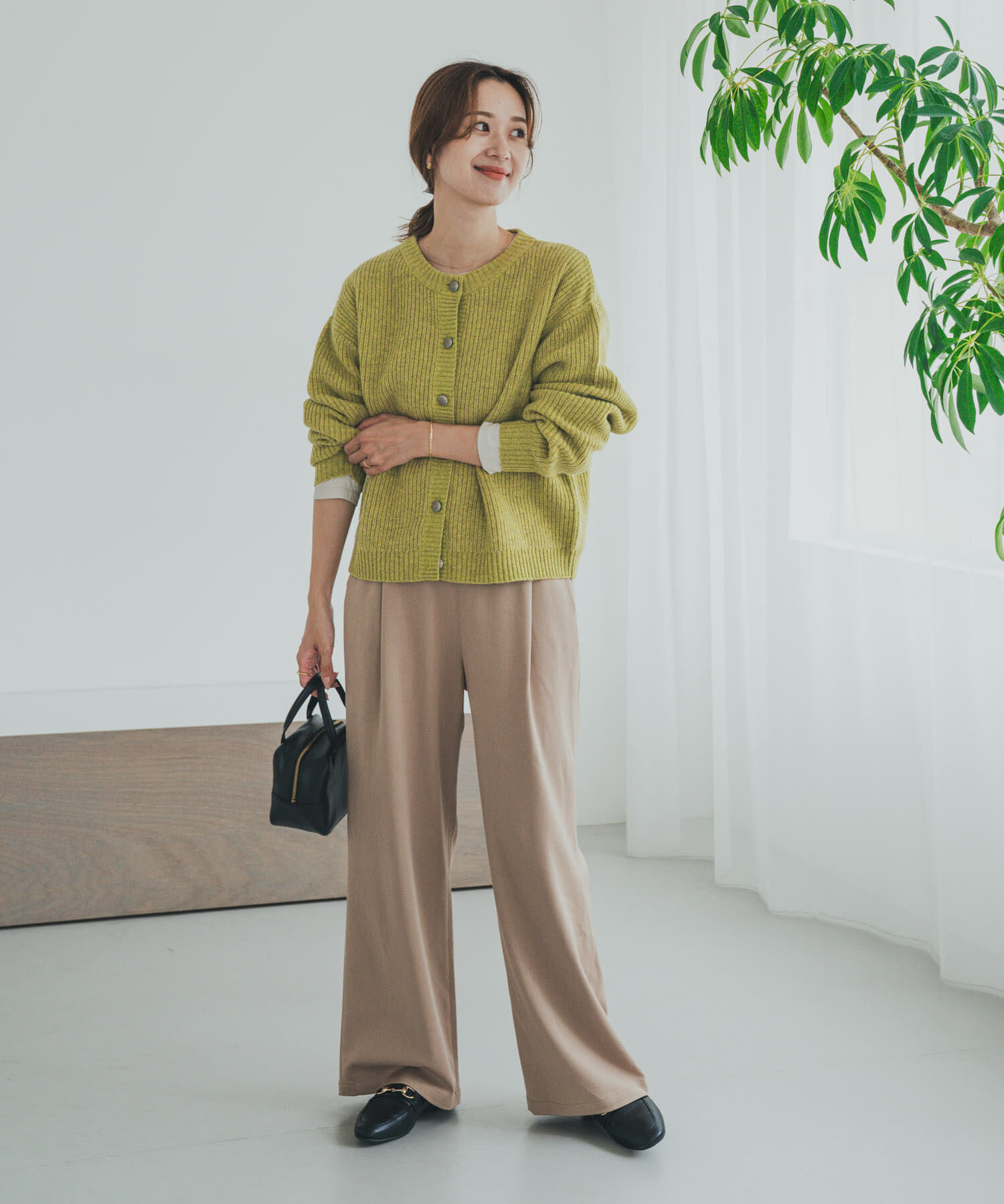 URBAN RESEARCH DOORS「ハミルトンウール畦クルーネックカーディガン」|カーディガン|