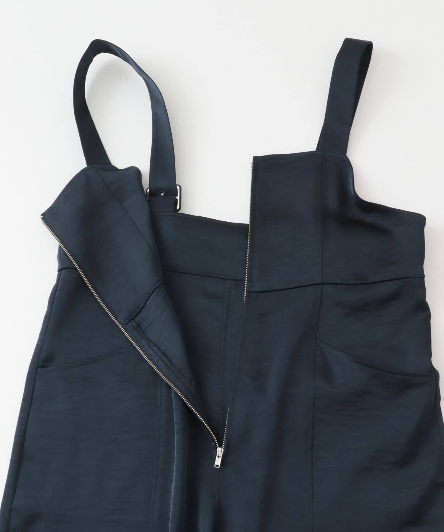  「フロントZIPサテンサロペット」|スカート|