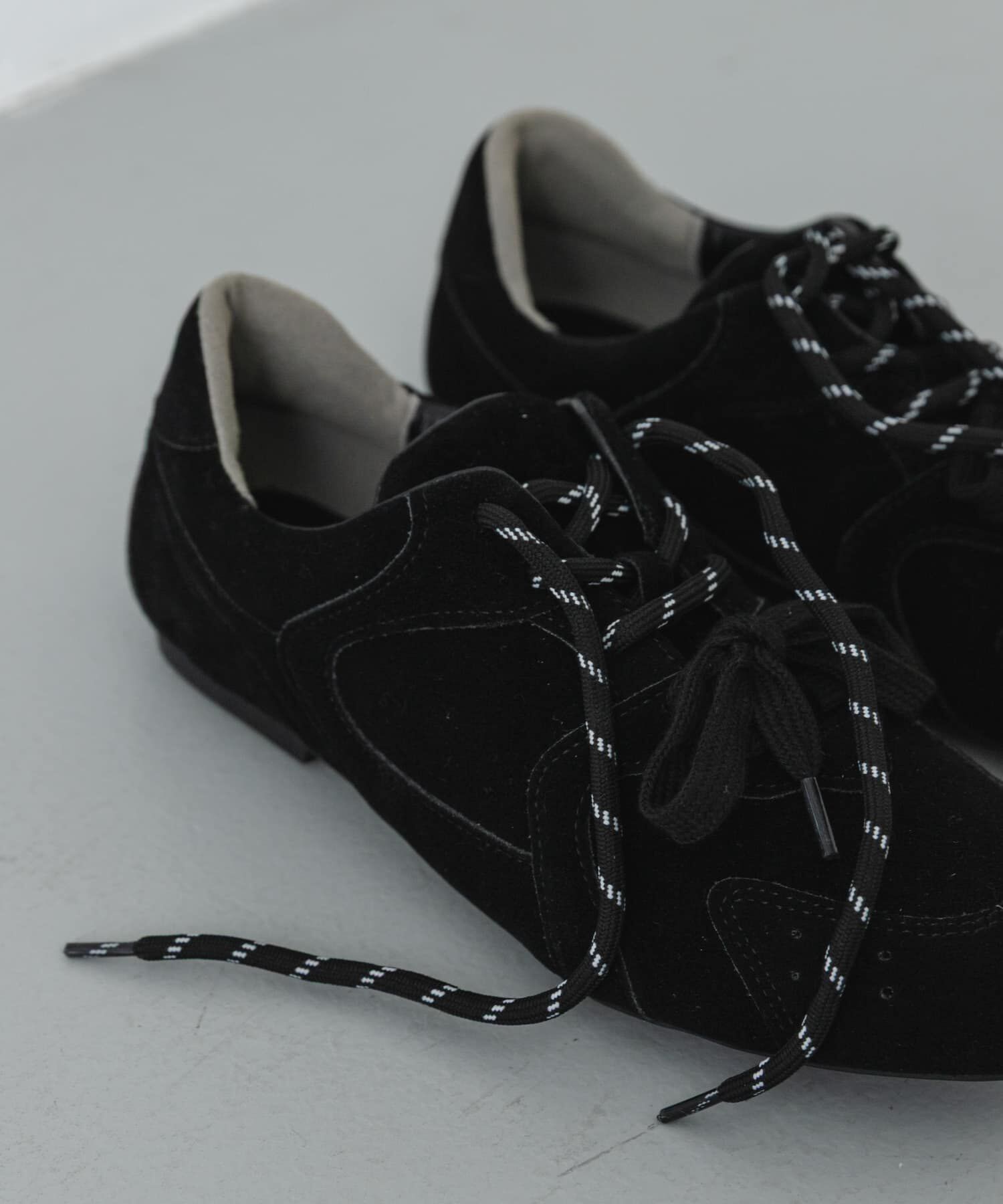 SENSE OF PLACE by URBAN RESEARCH「ツインコードフラットスニーカー」|スニーカー|