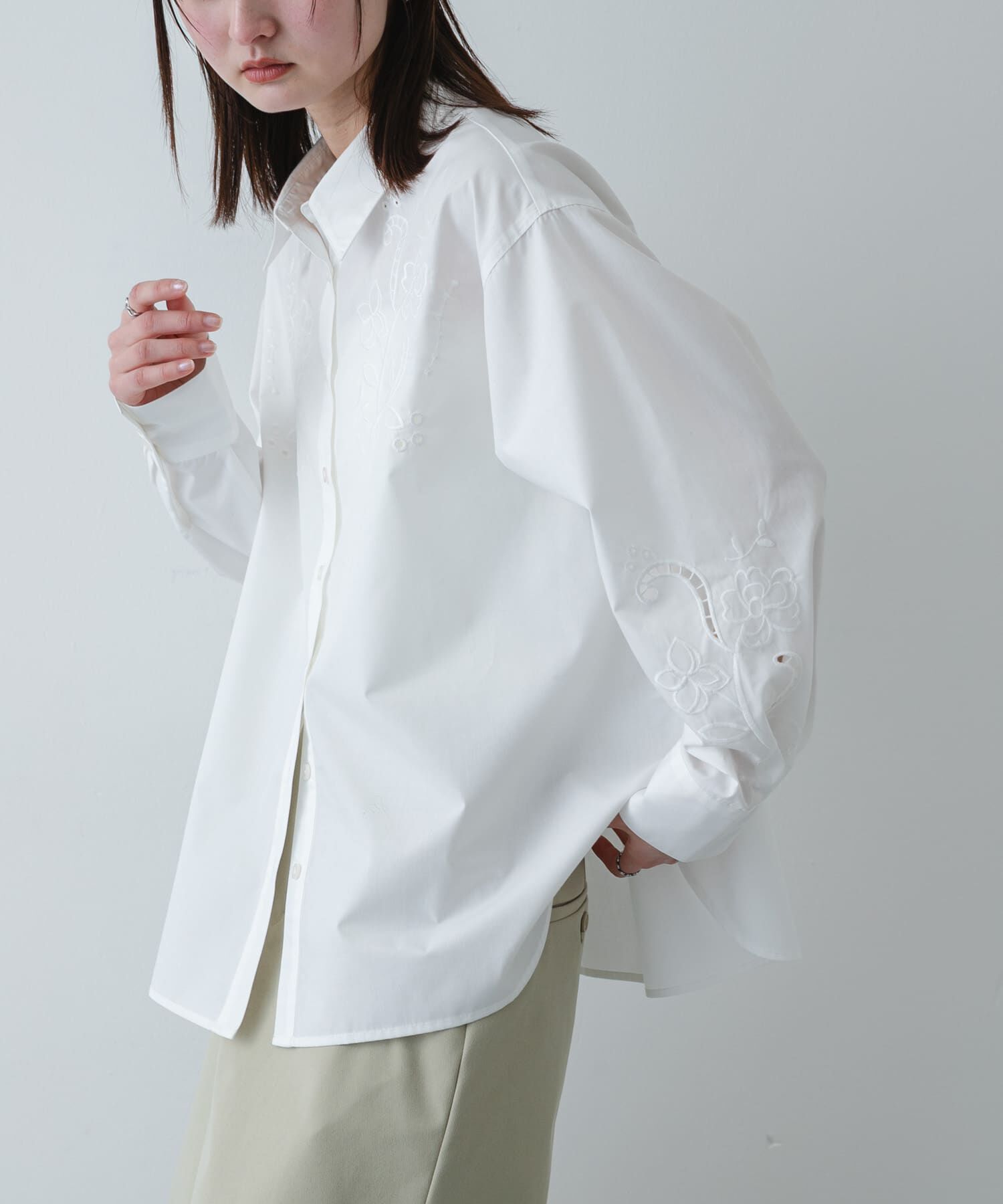 SENSE OF PLACE by URBAN RESEARCH「カットワークエンブロイダリーシャツ」|シャツ・ブラウス|