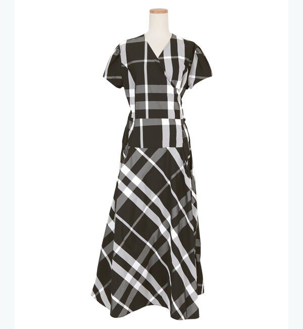 ur's「【八田真理子さんコラボアイテム】パフスリーブカシュクールフレアワンピース」|ワンピース|