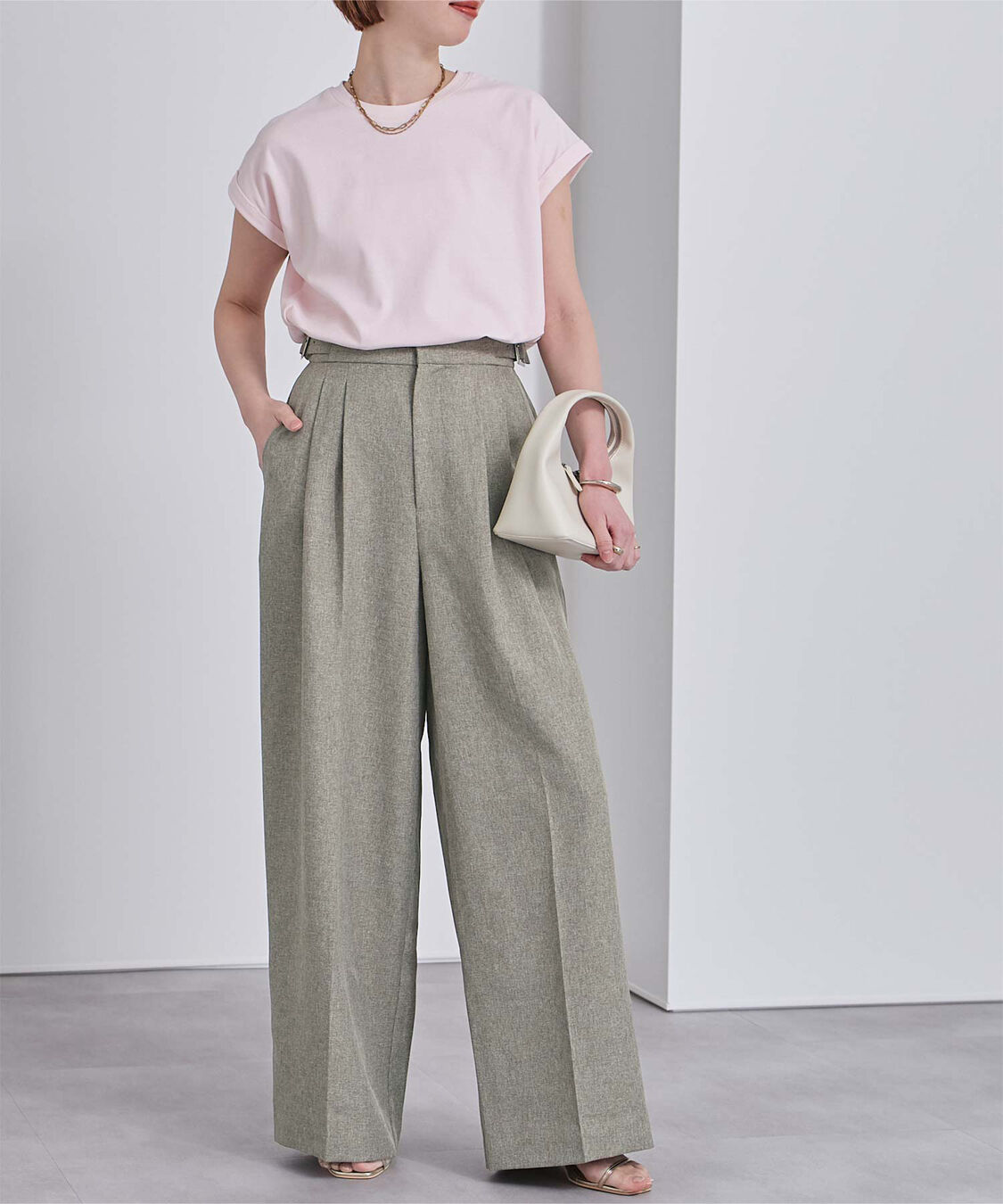 ur's「リネンライクサイドベルトデザインタックワイドパンツ」|スラックス|