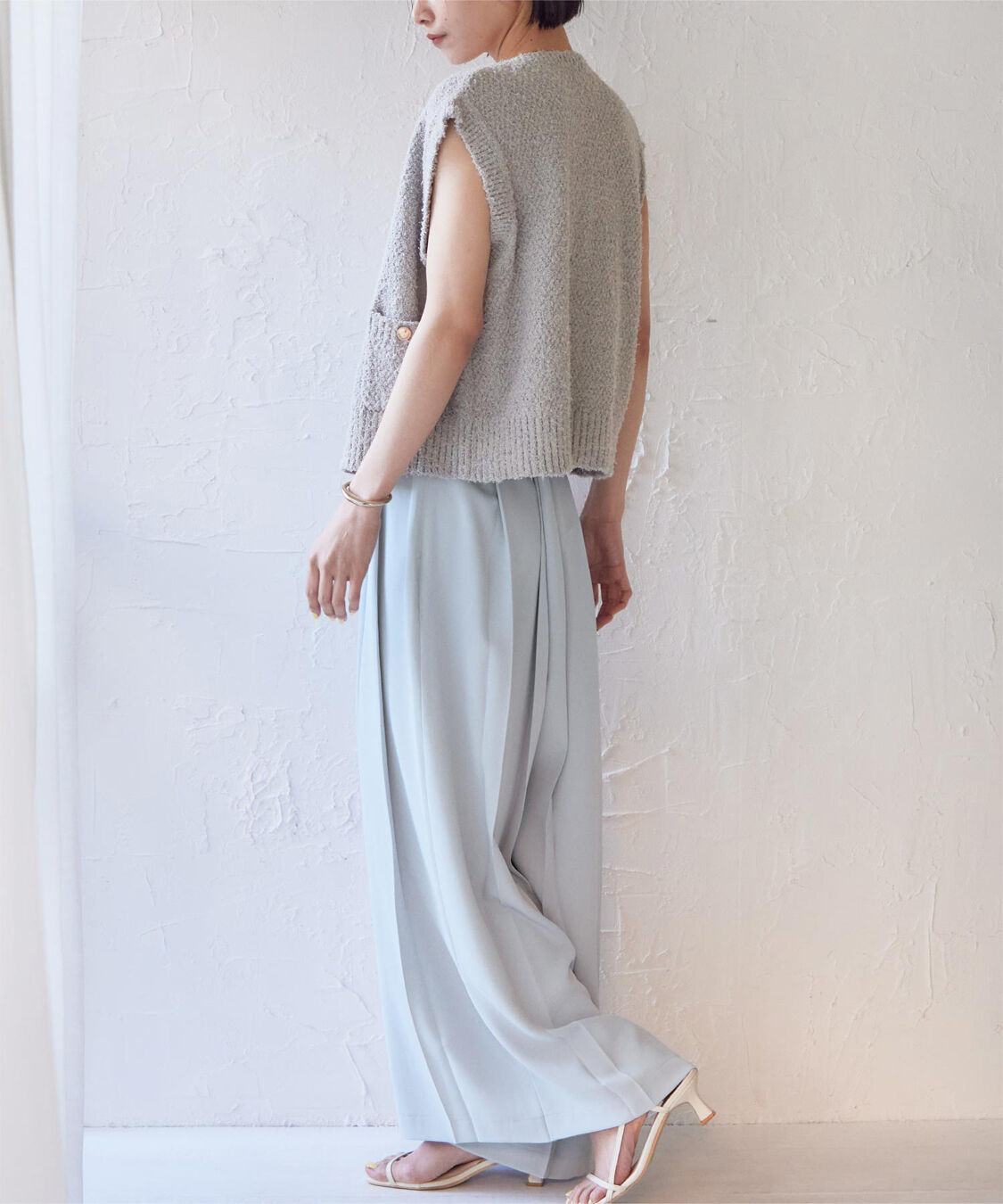 ur's「プリーツワイドパンツ」|スラックス|