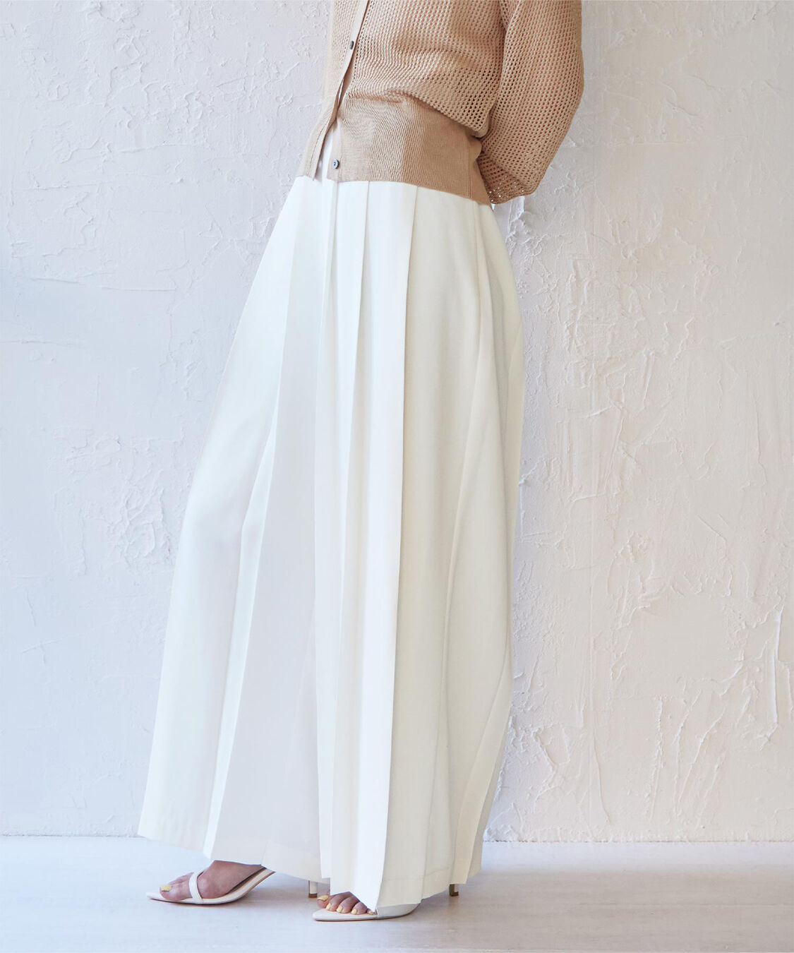 ur's「プリーツワイドパンツ」|スラックス|