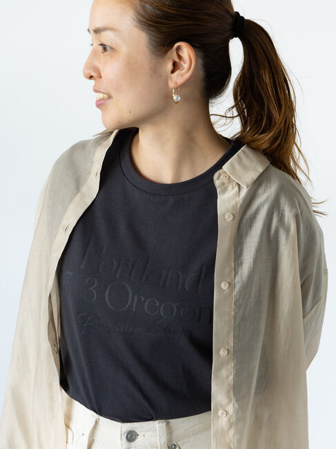 Lugnoncure「【接触冷感】フロントロゴTシャツ」|Tシャツ・カットソー|チャコールグレー